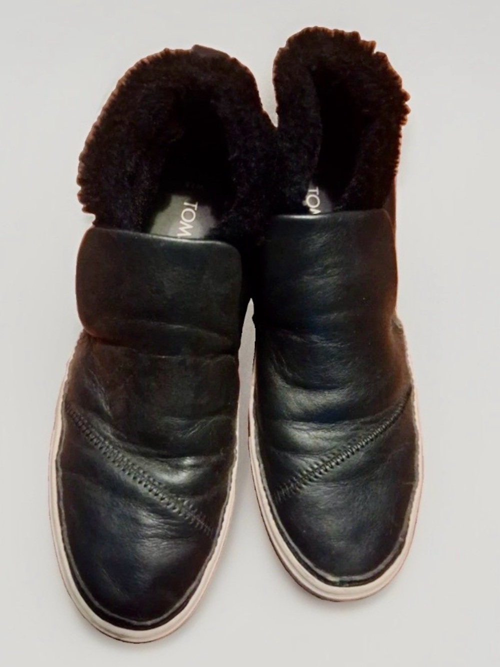TOMS Black Leather Shearling-Lined Slip-On Loafers
